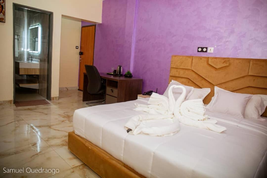 Complexe Hotelier And Uagadugú Exterior foto